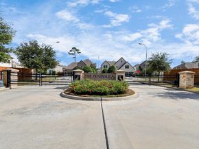 16922 Burke Lake Lane, Houston TX 77044