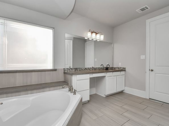 16922 Burke Lake Lane, Houston TX 77044