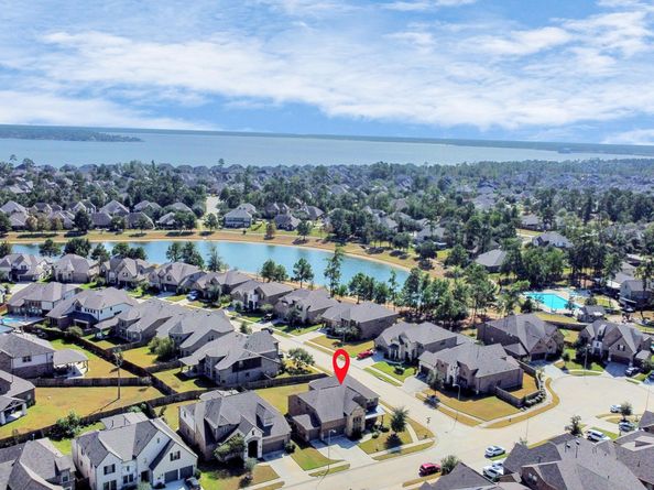 16922 Burke Lake Lane, Houston TX 77044