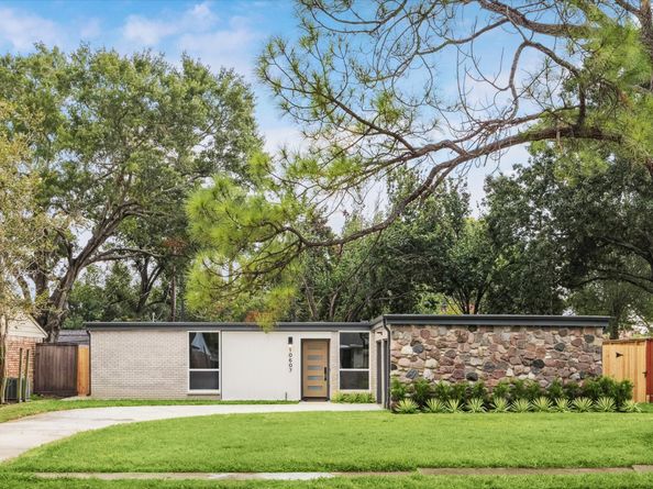 10607 Overbrook Lane, Houston TX 77042