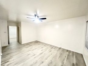 6401 Skyline Drive 36, Houston TX 77057