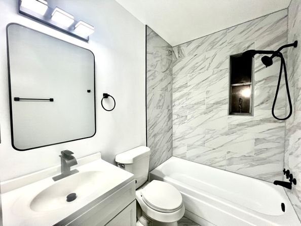 6401 Skyline Drive 36, Houston TX 77057