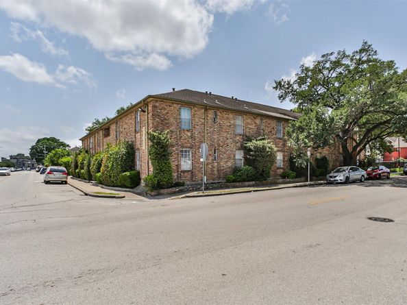 6401 Skyline Drive 36, Houston TX 77057