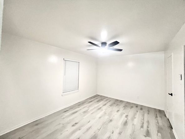 6401 Skyline Drive 36, Houston TX 77057