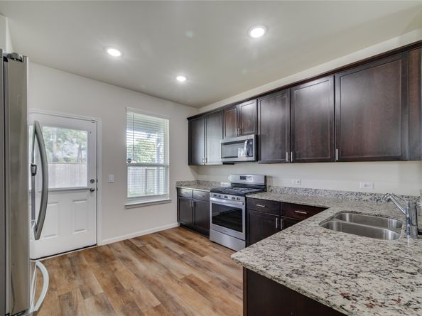 19214 Tannach Drive, Tomball TX 77375
