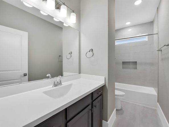 1421 Biondo Way, Houston TX 77008