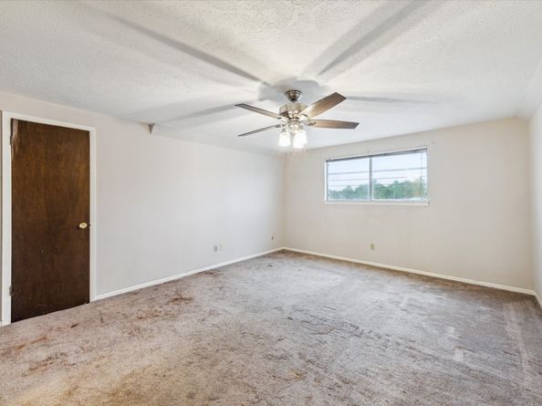 10802 SAGEBURROW Drive, Houston TX 77089