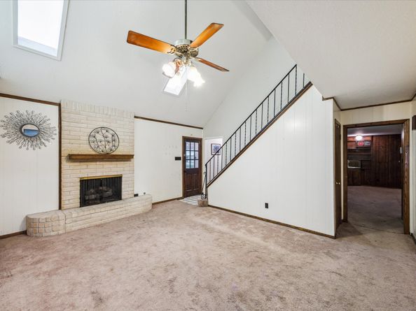 10802 SAGEBURROW Drive, Houston TX 77089