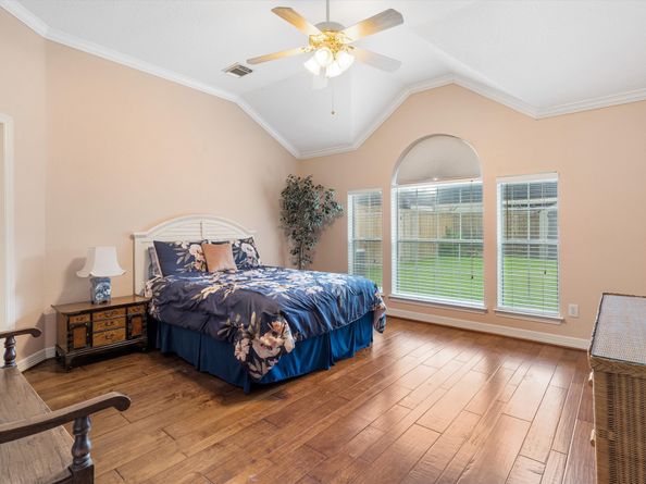 2429 Baycrest Drive, Houston TX 77058