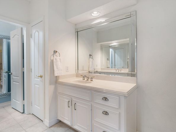 2429 Baycrest Drive, Houston TX 77058