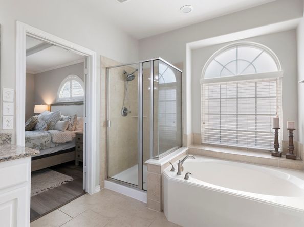 6223 Pinewood Heights Drive, Spring TX 77389