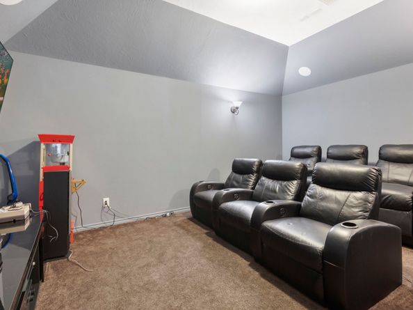 6223 Pinewood Heights Drive, Spring TX 77389
