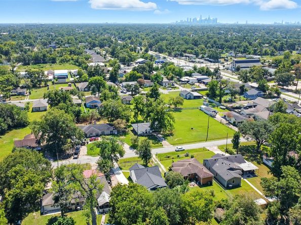 5017 Boicewood Street, Houston TX 77016