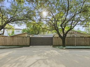 2201 Bartlett Street, Houston TX 77098