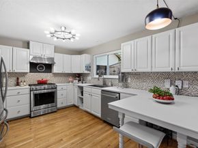 2201 Bartlett Street, Houston TX 77098