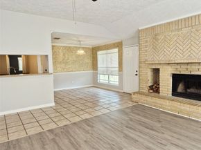 13211 Whitchurch Way, Houston TX 77015
