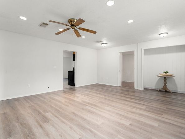 1206 Oak Meadows Street, Houston TX 77017