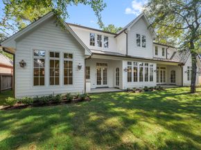 5 Hollymead Drive, The Woodlands TX 77381