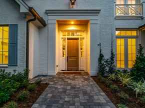 5 Hollymead Drive, The Woodlands TX 77381