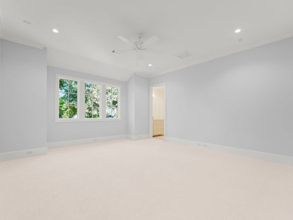 5 Hollymead Drive, The Woodlands TX 77381