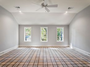 5 Hollymead Drive, The Woodlands TX 77381