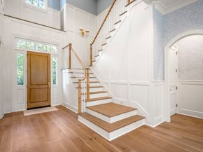 5 Hollymead Drive, The Woodlands TX 77381