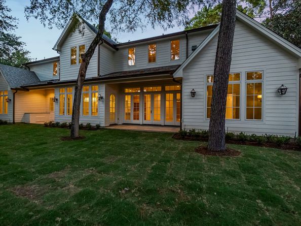 5 Hollymead Drive, The Woodlands TX 77381