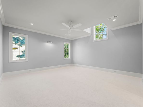 5 Hollymead Drive, The Woodlands TX 77381