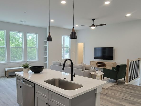 4922 Hoover Street F, Houston TX 77092