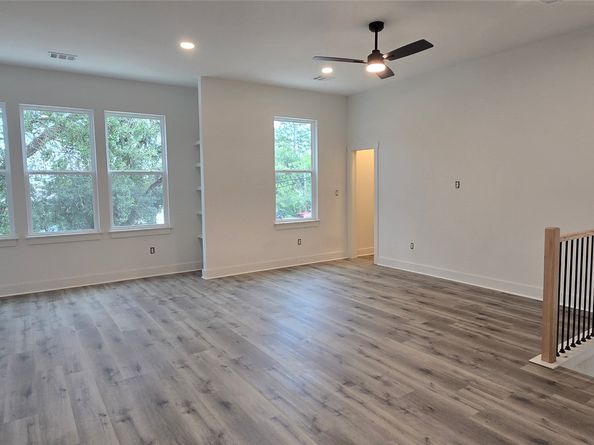 4922 Hoover Street F, Houston TX 77092
