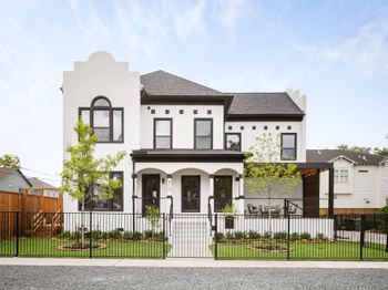 510 E 7th Street
