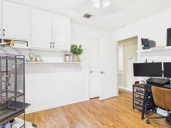 2423 Tinechester Drive, Houston TX 77339