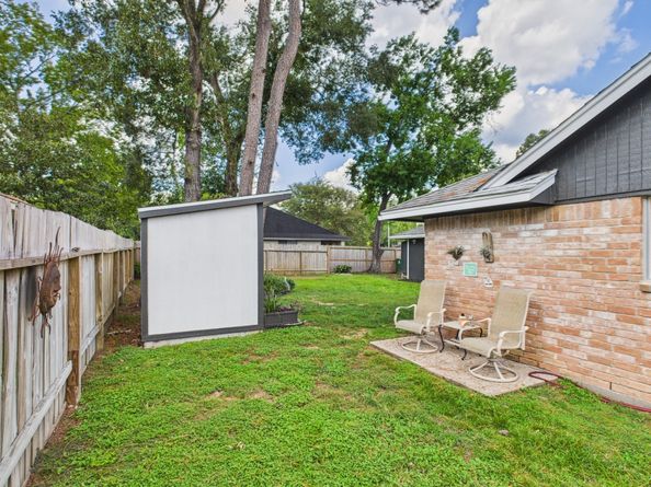 2423 Tinechester Drive, Houston TX 77339