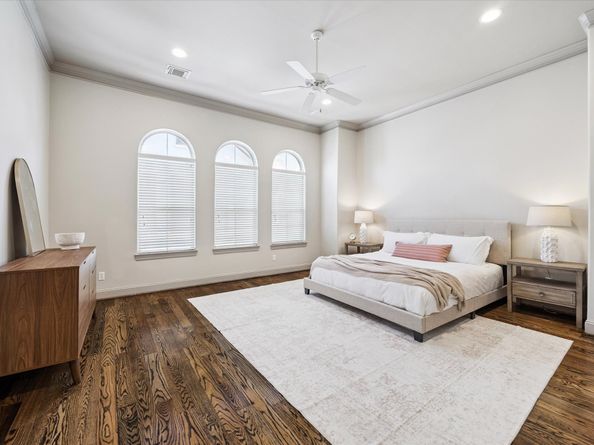 1545 Haddon Street, Houston TX 77006