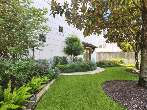 1545 Haddon Street, Houston TX 77006