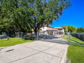 11106 Lewis Drive, Houston TX 77099
