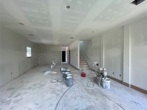 7819 Angus Street, Houston TX 77028