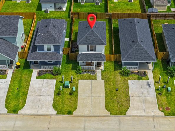 16755 N Marie Village Drive, Conroe TX 77306