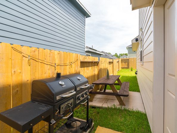 16755 N Marie Village Drive, Conroe TX 77306