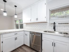 9024 Carousel Lane A and B, Houston TX 77080