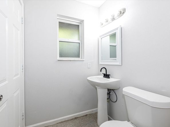 9024 Carousel Lane A and B, Houston TX 77080