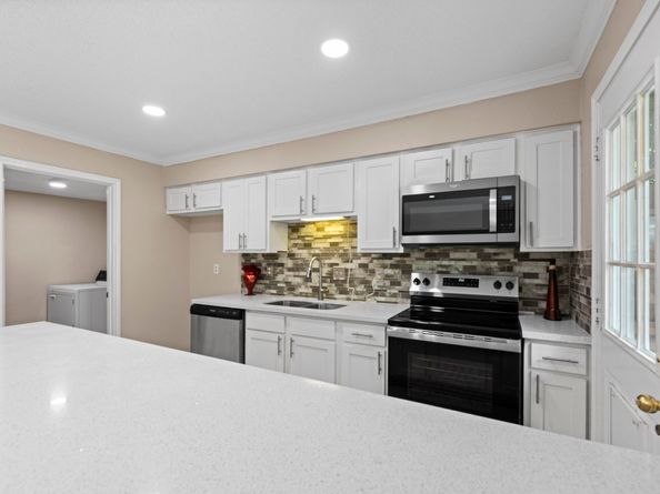 7939 Kendalia Drive, Houston TX 77036