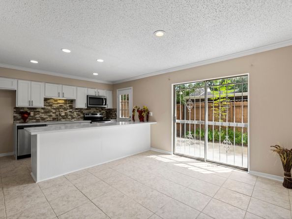 7939 Kendalia Drive, Houston TX 77036