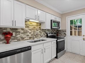 7939 Kendalia Drive, Houston TX 77036