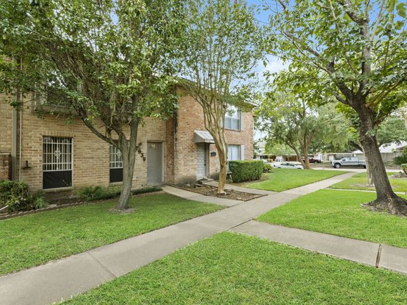 7939 Kendalia Drive, Houston TX 77036
