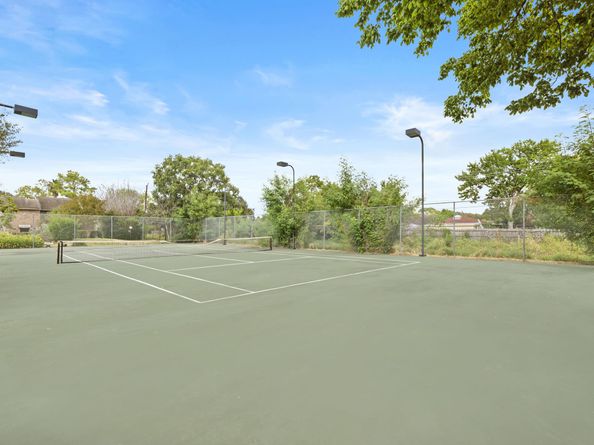 7939 Kendalia Drive, Houston TX 77036