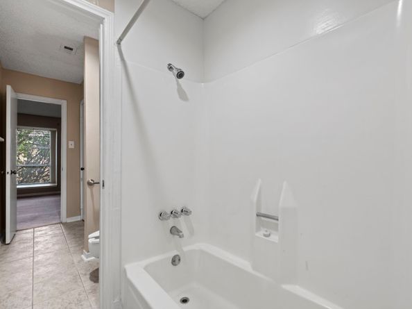 7939 Kendalia Drive, Houston TX 77036