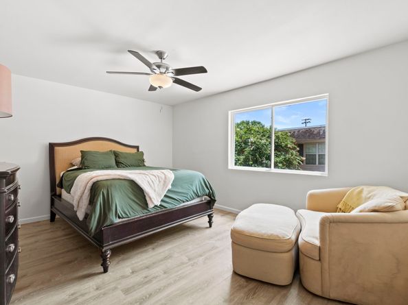 1115 Augusta Drive 26, Houston TX 77057