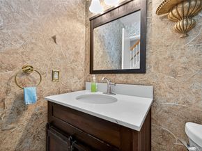 11525 Teaside Drive, Houston TX 77066