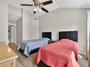 11525 Teaside Drive, Houston TX 77066